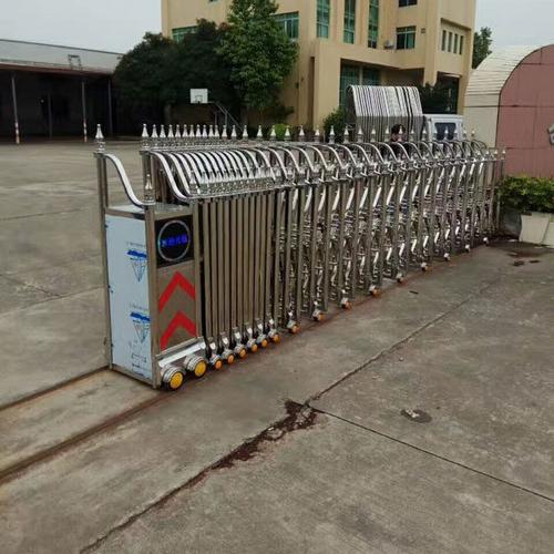 柳州恒贺门窗 供应电动折叠伸缩门 伸缩平移门 自动门 卷闸门 拉闸门